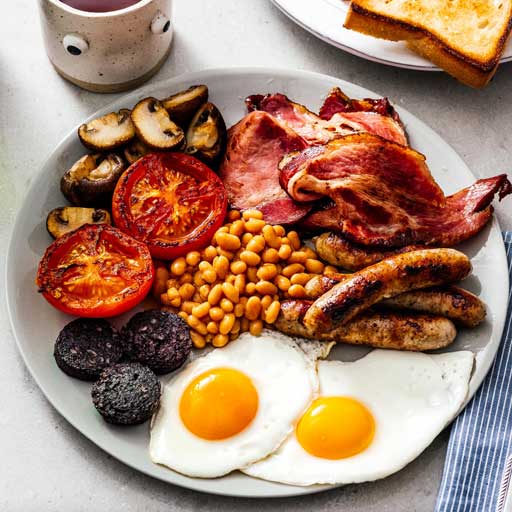 A well-balanced breakfast plate of vegetables and animal products.